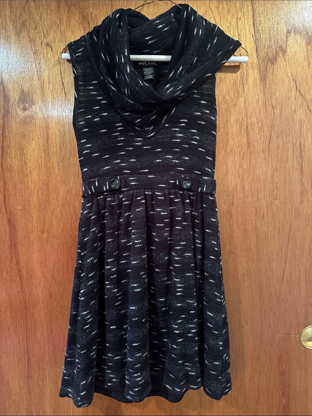 Wet Seal Sleeveless Cowl Neck Knit Dress in Black with White Flecks